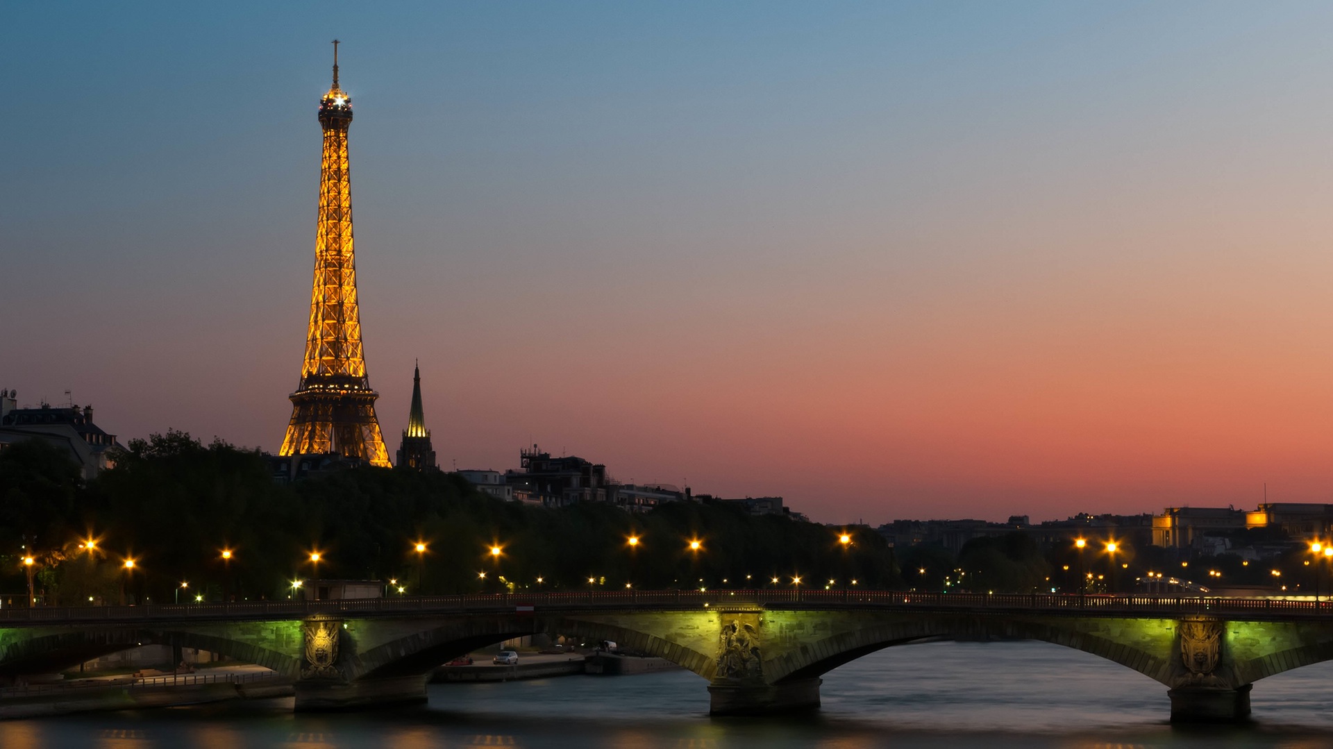 Paris Tour Effeil de nuit